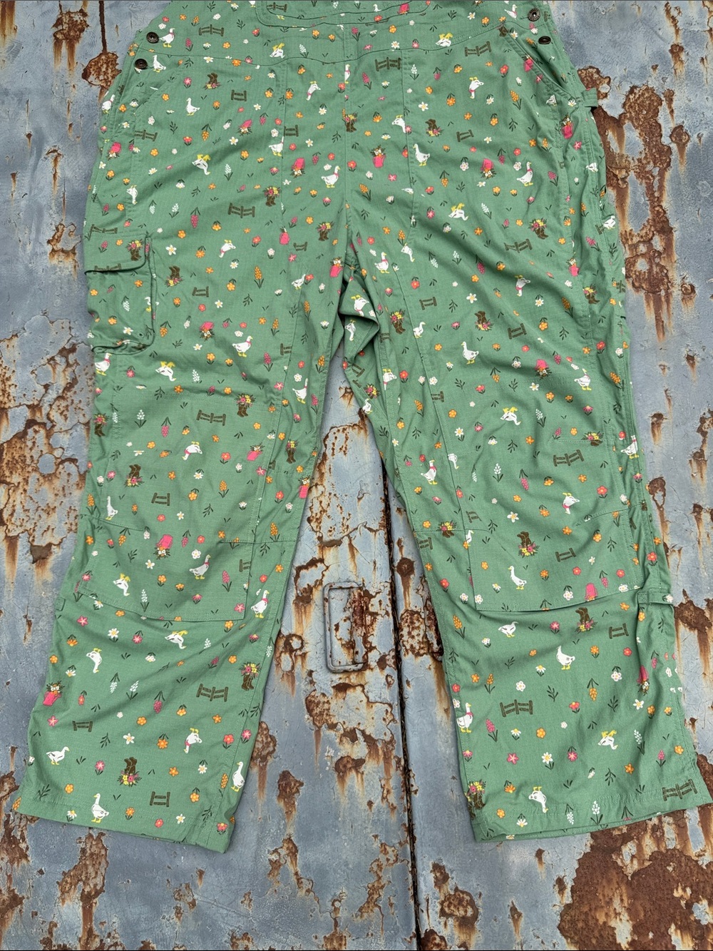 Limited Edition Duluth Heirloom
Gardening Overalls - Picture 6 of 12